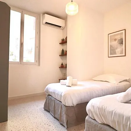 Apartment Fersen Bright Renovated For 5 People In Center Of Old Antibes